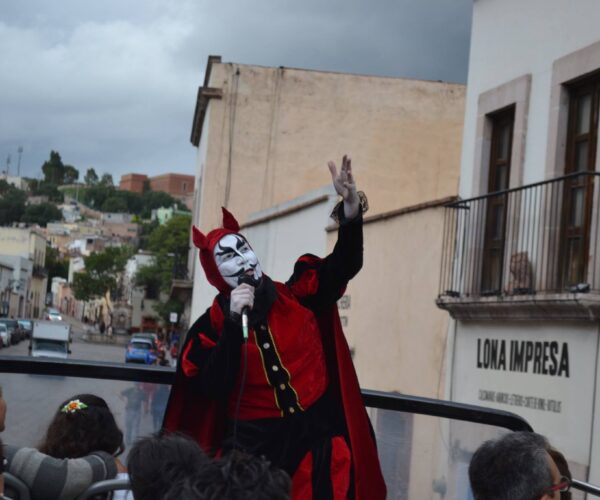 Teatro Fantástico de Leyendas con el Diablo de Zacatecas